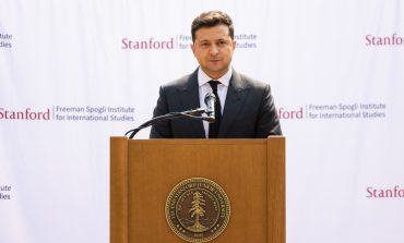 Zełenski pochwalił się przed studentami i pracownikami Uniwersytetu Stanforda zmianami na Ukrainie