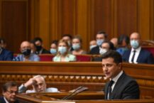Sondaż: Zełenskiemu ufa najwięcej wyborców