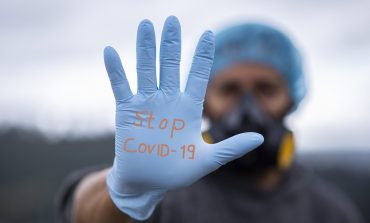 W szpitalach na Ukrainie zaczyna brakować tlenu dla chorych na Covid-19. Ministerstwo Zdrowia apeluje o przyjmowanie szczepionek
