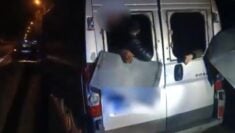 Imigranci zdemolowali busa wiozącego ich spod granicy (WIDEO)