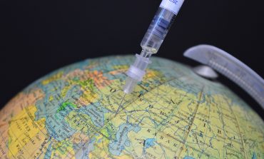 Dlaczego Ukraińcy nie chcą się szczepić przeciwko koronawirusowi? - opinia ukraińskiej epidemiolog