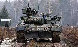 „Bloomberg”: Rosja przerzuca czołgi w pobliże ukraińskiej granicy