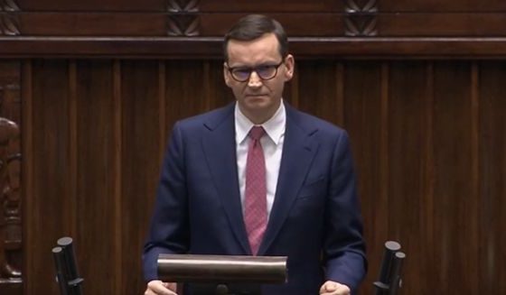 Sejm RP: Premier ostrzega przed rosyjskim scenariuszem: Trzeba się przygotować na długie uderzenie. Może chodzić o lata