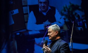 Poroszenko sprzedał swoje dwa kanały telewizyjne