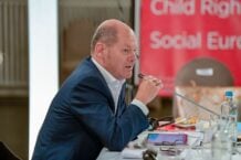 Kanclerz Niemiec nazywa Ukraińców „bratnim narodem Rosji”. Kijów: „Nadszedł czas, by Niemcy się obudziły”