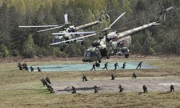 PILNE: Desant rosyjskich spadochroniarzy pod polską granicą! (WIDEO)
