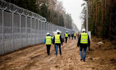 Litwa: Jest już pierwsze pół kilometra ogrodzenia na granicy z Białorusią