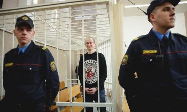 Kolejny drakoński wyrok w Mińsku: 13 lat więzienia dla opozycyjnego blogera