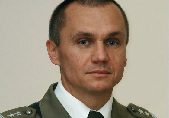 Gen. Polko: Żołnierz, który zdezerterował na Białoruś zostanie oszukany tak samo jak imigranci, których spotykał. Według MON „prowadził podwójną grę”