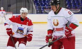 Łukaszenka i Putin posiedzą na ławce. Federacja Hokeja na Lodzie stawia „kropkę nad i”