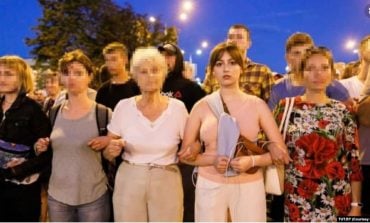 Za jedno zdjęcie z pokojowego protestu w Mińsku studentka trafi na 3 lata do łagrów