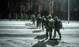 Generał o propozycji Macrona ws. wysłania wojsk na Ukrainę: „To sygnał dla Europejczyków, którzy przyzwyczajają się do wojny”