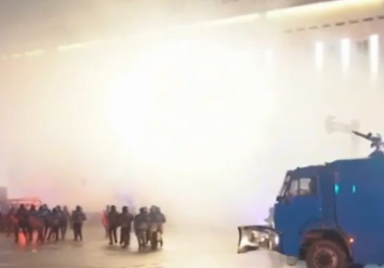 Obcięte głowy i kilkadziesiąt ofiar po zamieszkach w Ałmaty. Co się dzieje w Kazachstanie (WIDEO)
