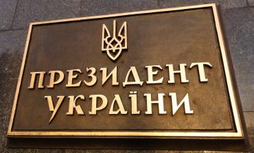 Kancelaria prezydenta Ukrainy skomentowała wyjazdy pracowników zagranicznych misji dyplomatycznych