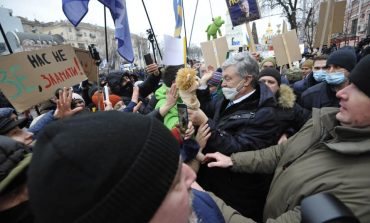 W Kijowie odbywa się wiec poparcia dla Poroszenki