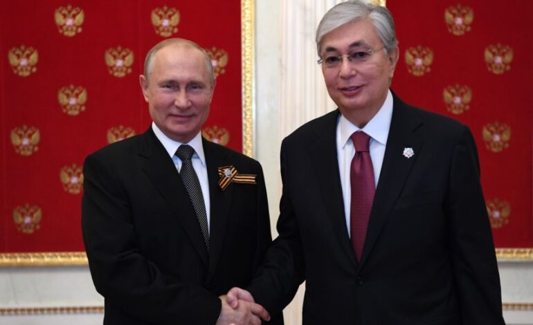 PILNE: Prezydent Kazachstanu zgodził się na „bratnią” pomoc Rosji