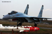 Rosyjskie myśliwce wielozadaniowe Su-35C wylądowały na Białorusi Rosyjskie myśliwce wielozadaniowe Su-35C wylądowały na Białorusi