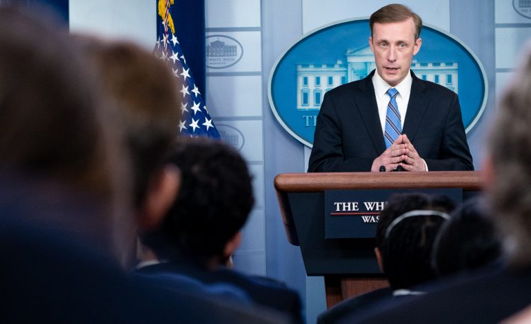 Doradca Bidena: Rosja może sfabrykować pretekst do inwazji na Ukrainę