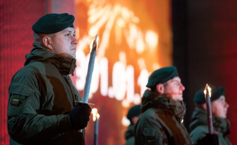 Litwa chce wprowadzić powszechny obowiązek służby wojskowej. W kamasze pójdą dziewczęta?