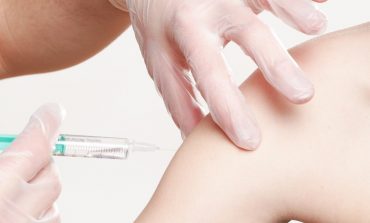 Na Ukrainie weszły w życie przepisy zaostrzające obowiązek szczepień przeciwko koronawirusowi