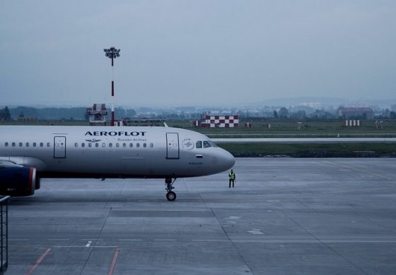 Unia Europejska zamyka przestrzeń powietrzną dla rosyjskich linii lotniczych