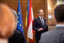 MSZ Austrii: Sankcje wobec Rosji zabolą wszystkich, ale Austria je poprze