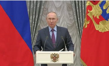 Putin: Rosja uznała „Doniecką i Ługańską Republiki Ludowe” w granicach obwodów donieckiego i ługańskiego