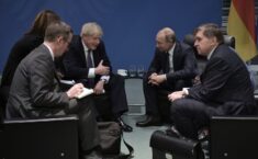Rozmowa telefoniczna Johnsona z Putinem. Johnson – Ukraina ma prawo do poszanowania integralności terytorialnej. Putin – Ukraina łamie porozumienia mińskie