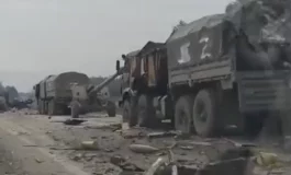 Ukraińscy żołnierze rozbili zmierzającą z Krymu rosyjską kolumnę ciężkiego uzbrojenia (WIDEO)