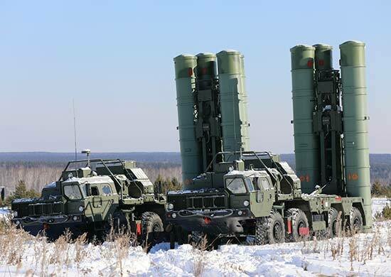 Rosyjskie wyrzutnie rakiet są już na Białorusi, jadą pod polską granicę