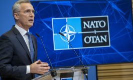 Stoltenberg: Rosja przeszła od skrytej destabilizacji Ukrainy do jawnych działań militarnych