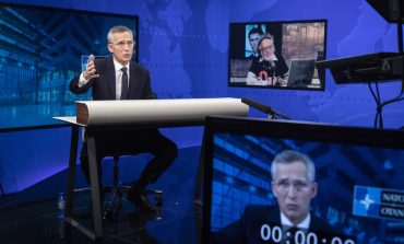 Stoltenberg: NATO wprowadza w życie plan obrony