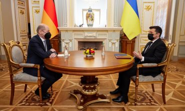 Kanclerz Niemiec w Kijowie: ustępstwa Ukrainy w sprawie Donbasu, jej członkostwo w NATO to kwestia nieokreślonej przyszłości