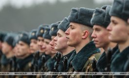 Doradca Zełenskiego: Białoruscy żołnierze nie chcą walczyć za Putina