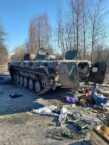 Zdemoralizowani rosyjscy najeźdźcy strzelają sobie w nogi, aby uciec z Ukrainy (WIDEO)