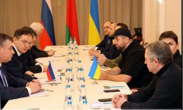 Druga runda negocjacji Ukrainy z Rosją przełożona na 3 marca