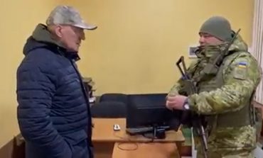 Ambasada Białorusi ewakuowana z Ukrainy. Pogranicznik próbował wręczyć ambasadorowi "30 srebrników"