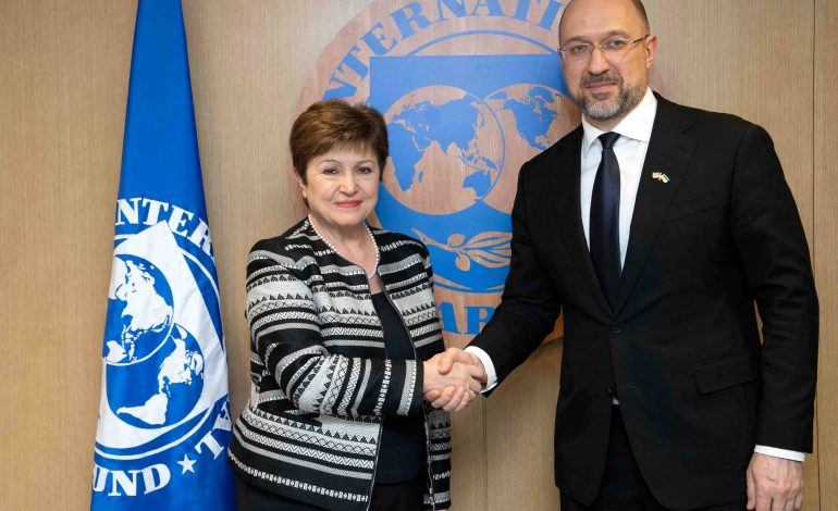 MFW stworzył dla Ukrainy specjalny fundusz i co miesiąc będzie jej przekazywał 5 mld dolarów na wsparcie społeczne