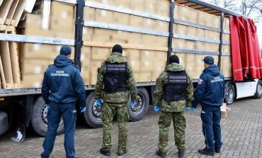 Łukaszenka dalej próbuje zarabiać na kontrabandzie. Na granicy z Białorusią zatrzymano Tir z papierosami wartymi ponad 10 mln zł