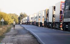 Skutki sankcji: Od 16 kwietnia ruch ciężarówek przez wschodnią granicę ustanie