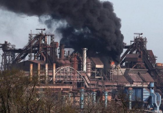 PILNE: Okupanci wdarli się na teren zakładu Azowstal w Mariupolu
