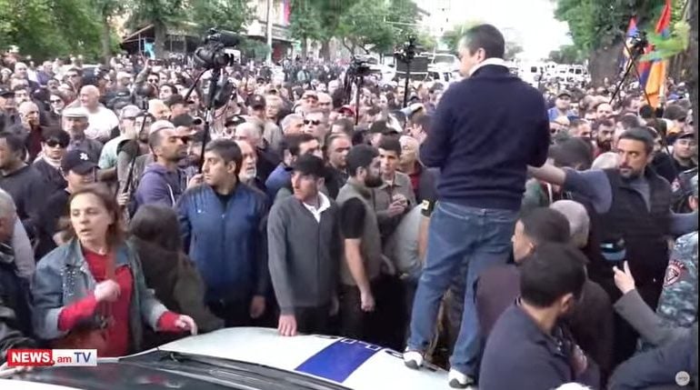 W Erywaniu wrze. Ormiańska opozycja domaga się dymisji Pasziniana