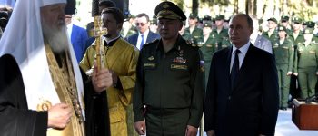 Władimir Putin, Siergiej Szojgu i patriarcha Cyryl