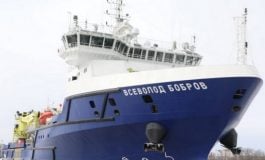 Trafiony „Neptunem” rosyjski okręt wsparcia logistycznego próbuje dopłynąć do Sewastopola