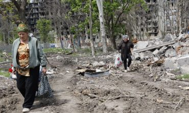 The Associated Press: Rosyjskie ludobójstwo w Mariupolu może być znacznie większe