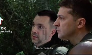 "Na ekrany wchodzi nowa ukraińska wersja Predatora. W rolach głównych: Zełenski i Arestowicz"