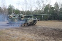 Ukraiński ekspert porównał polskiego “Kraba” z niemiecką PzH 2000