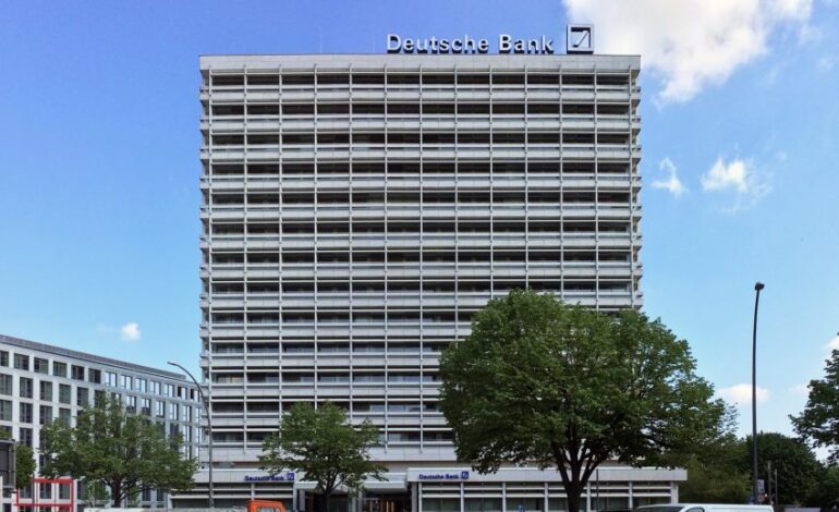 Deutsche Bank ściągnął w ciągu ostatnich trzech miesięcy z Rosji do Berlina kilkuset specjalistów IT