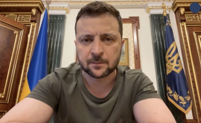 Zełenski solidarny z Polską: Rosyjski atak na terytorium NATO to znacząca eskalacja, trzeba działać!