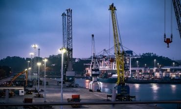 Łukaszenka wysyła białoruskie produkty naftowe przez rosyjskie porty